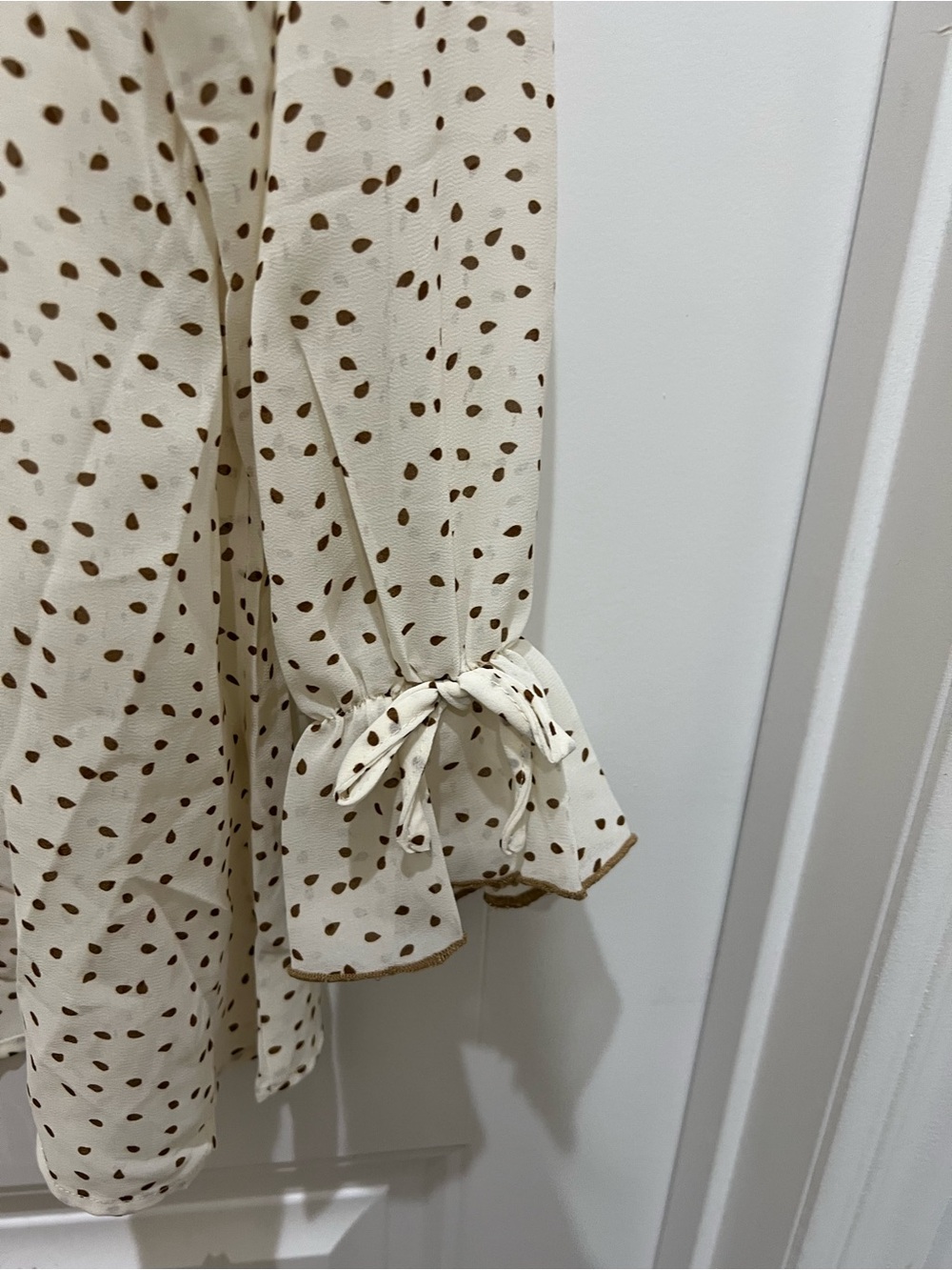 Hayden Los Angeles Cream Dot Ruffle-Neck Long-Sleeve Blouse - Picture 5 of 6